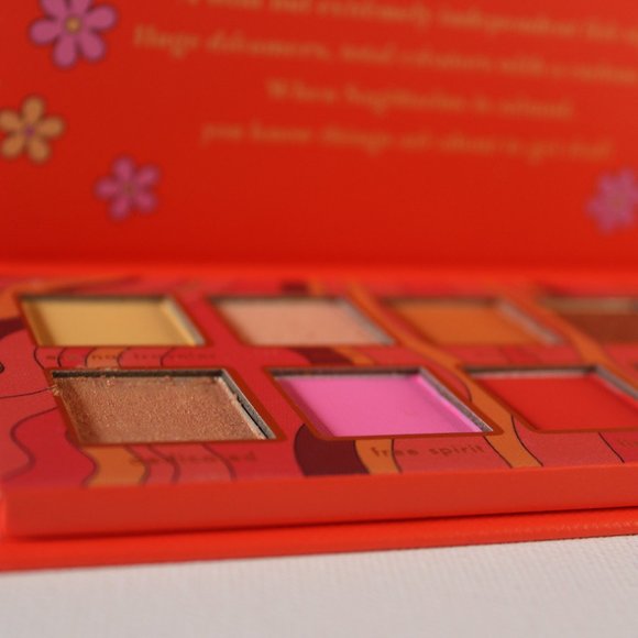 REVOLUTION | Sagittarius Horoscope | Eyeshadow Palette - Picture 6 of 8